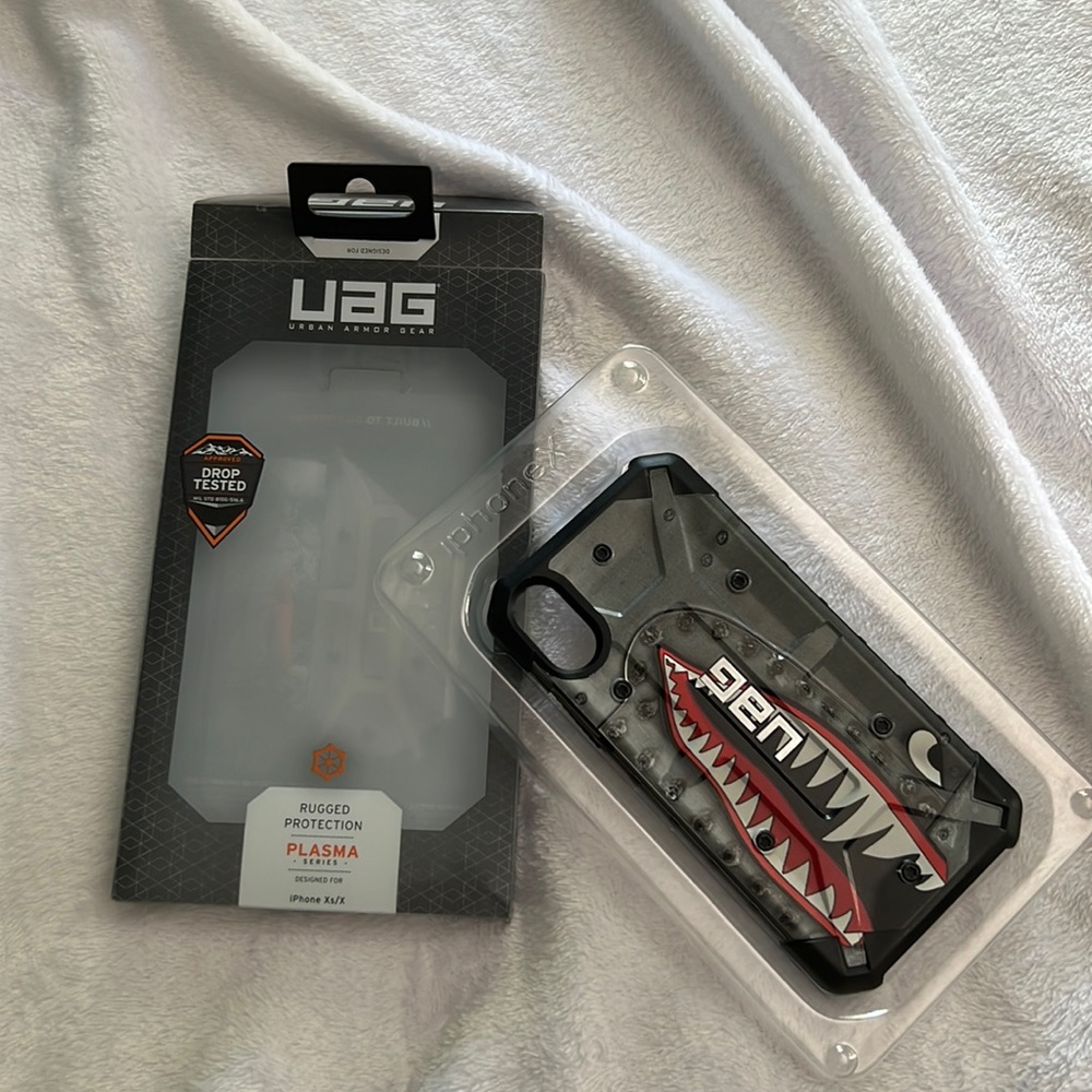 UAG iPhone XS/X case